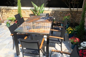 TABLE DE JARDIN